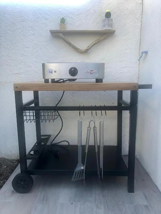 Appartement De Standing Avec Terrasse Saintes-Maries-de-la-Mer 0*,