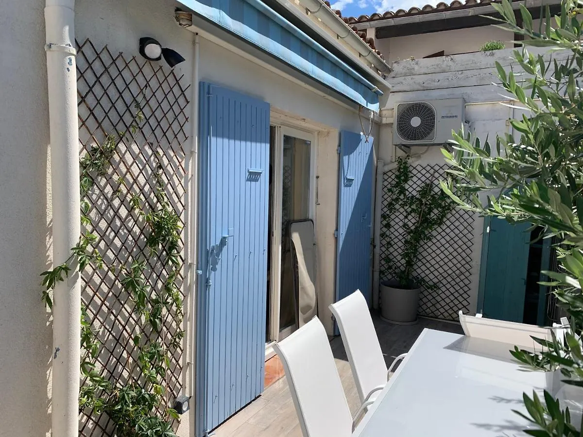 Appartement De Standing Avec Terrasse Saintes-Maries-de-la-Mer Apartment